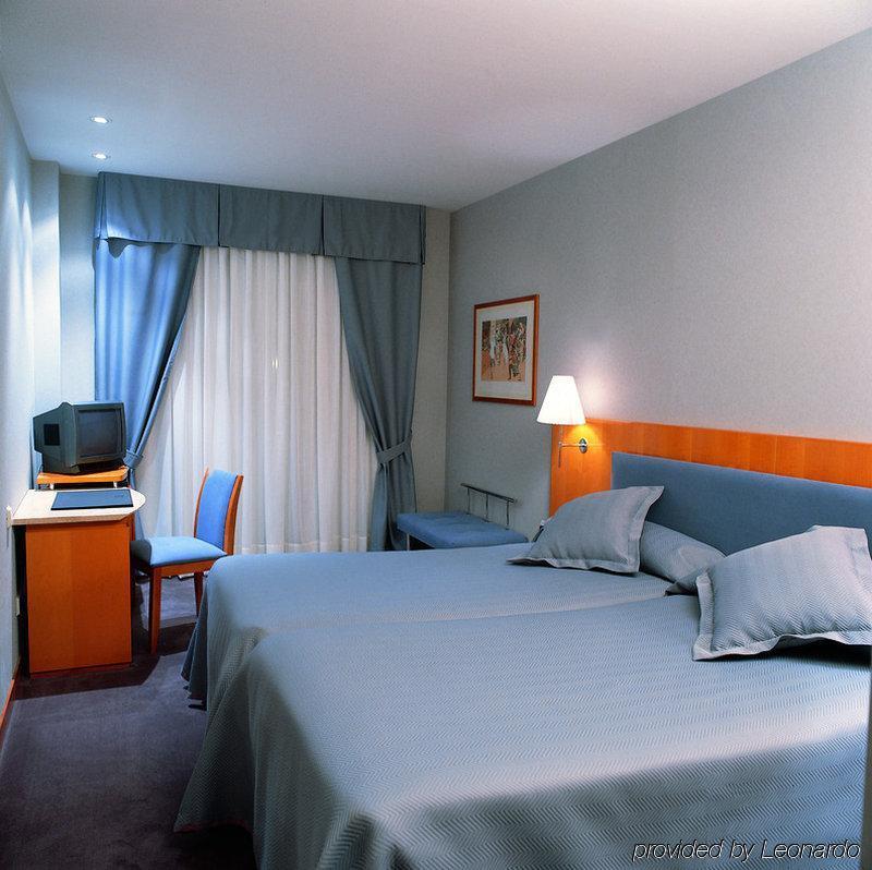 Hotel Ciudad De Valladolid Værelse billede