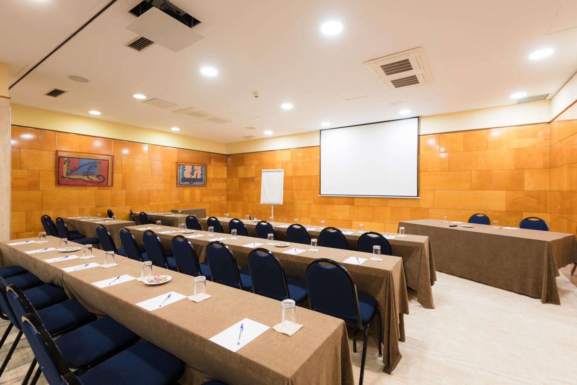 Hotel Ciudad De Valladolid Eksteriør billede