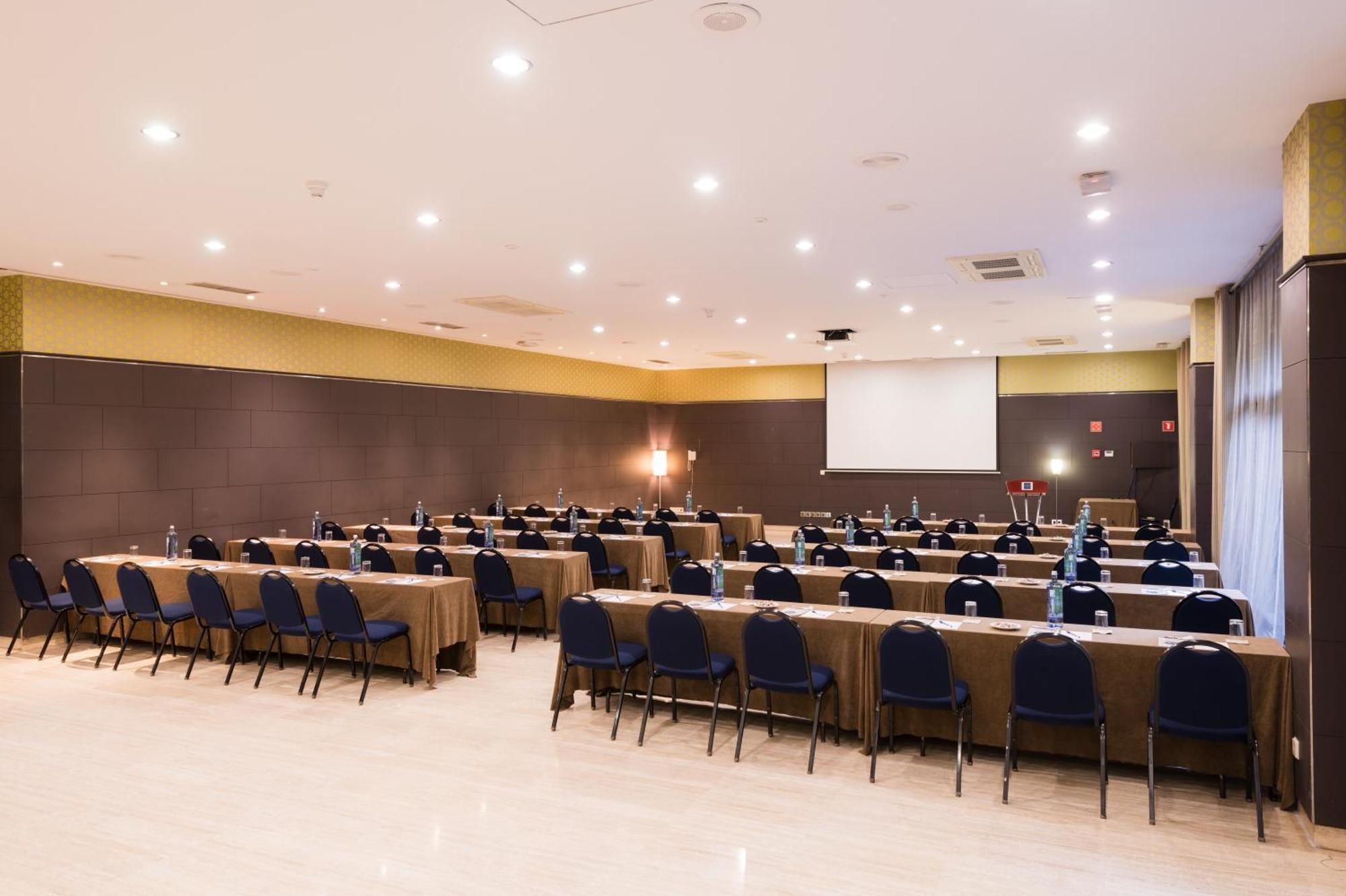 Hotel Ciudad De Valladolid Eksteriør billede
