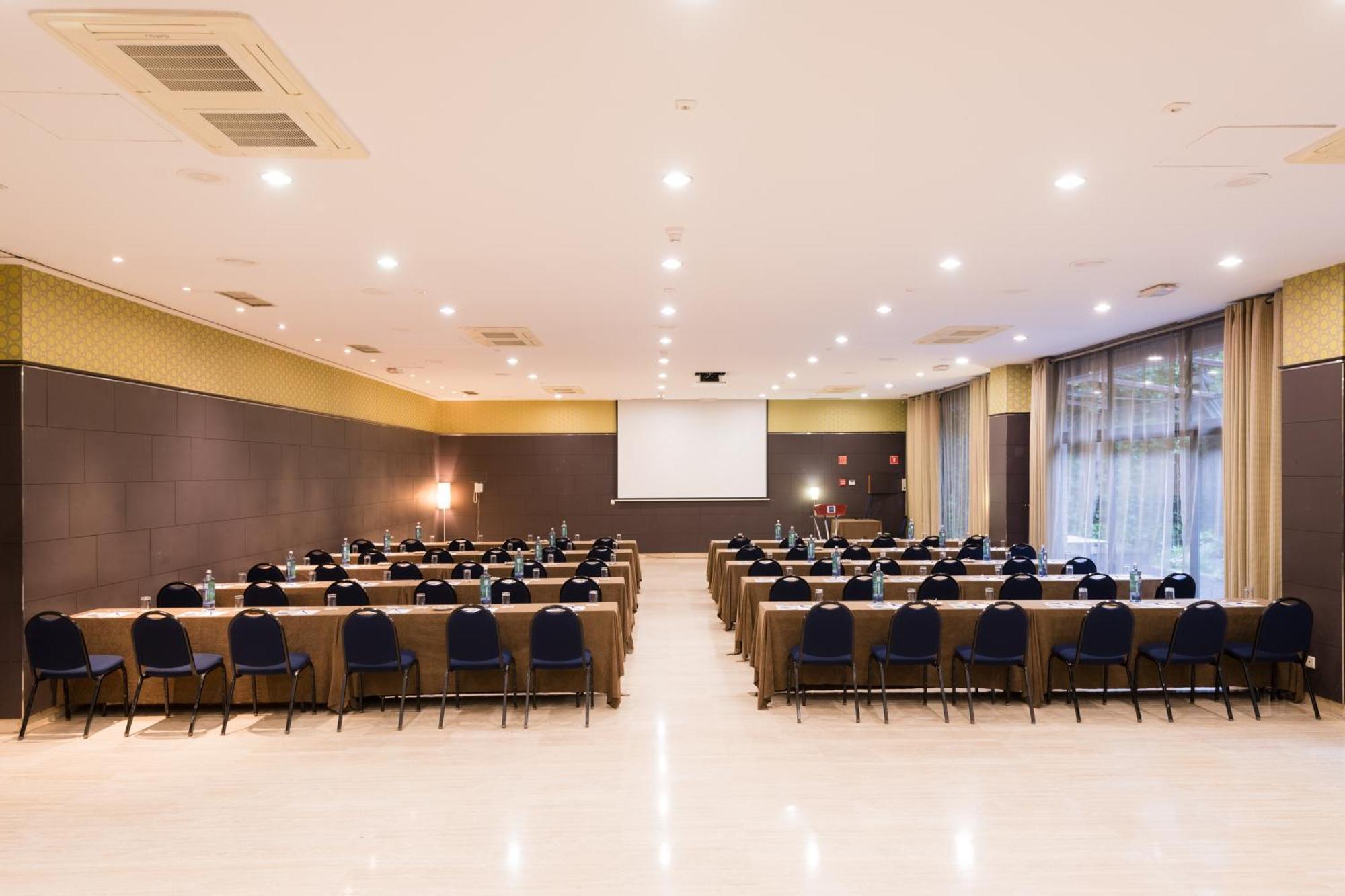 Hotel Ciudad De Valladolid Eksteriør billede