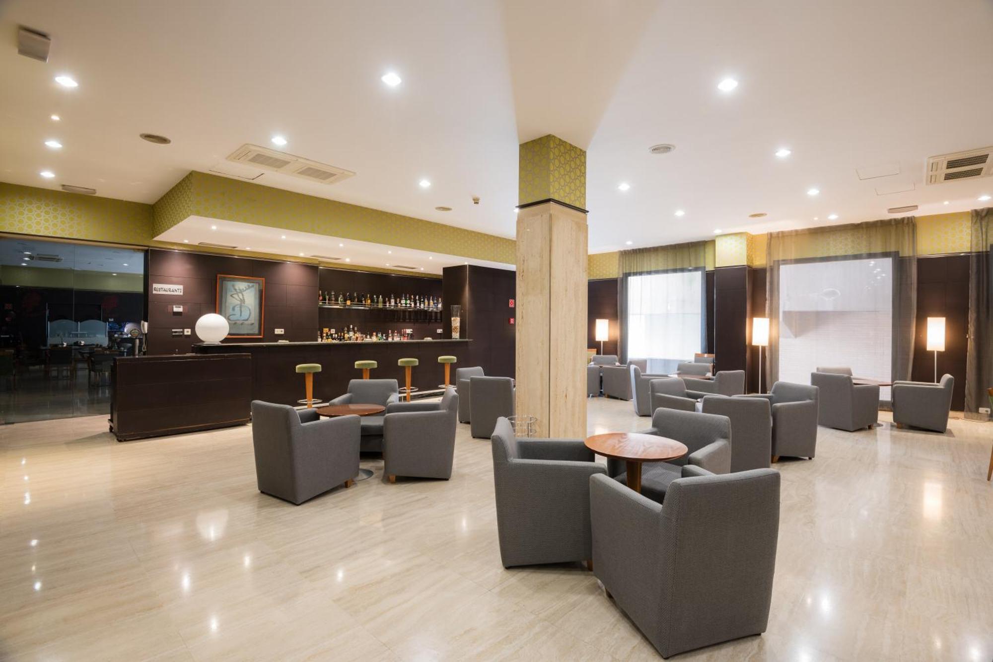 Hotel Ciudad De Valladolid Eksteriør billede